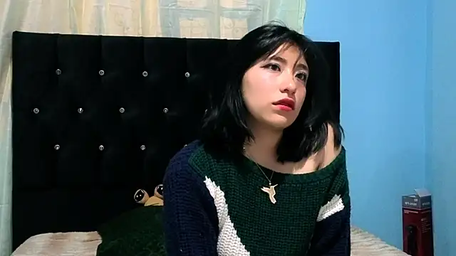 Sullyoonn online show from October 16, 2:03 am