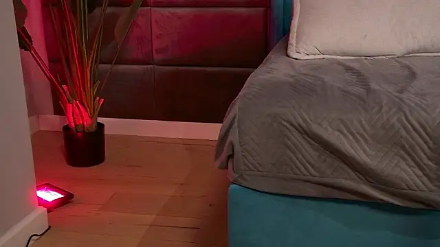 YssabelFox online show from January 6, 5:49 pm