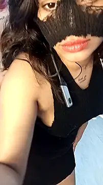 Ceylon couple online show from April 4, 9:08 am