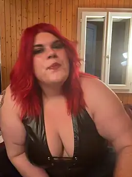 rosebratcat   online show from May 2, 9:07 pm