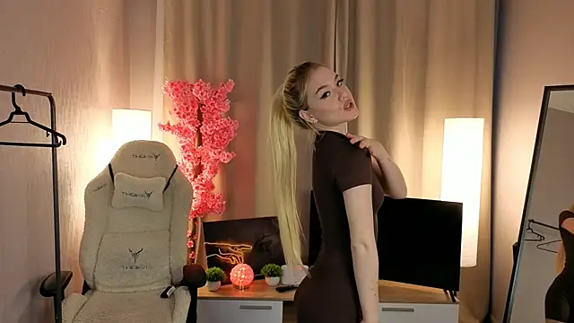 Flirty lee online show from October 24, 2:13 pm