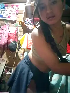 Snapshot of Morella_14 chatting on October 23, 2:39 am Morella 14 online show from October 23, 2:39 am