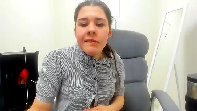 Joannia online show from February 11, 11:01 am