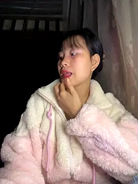 huong-18 online show from December 14, 10:59 pm