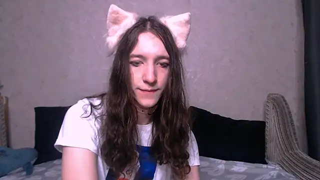 SilverMuse  online show from October 5, 2:27 am