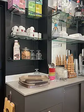 ainaht online show from March 28, 8:58 am