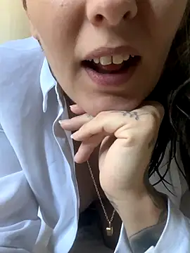 anonyme hot47 online show from November 4, 9:14 am