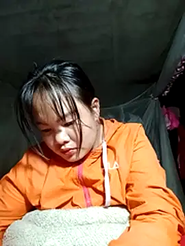 emilyzz online show from March 7, 2:18 am