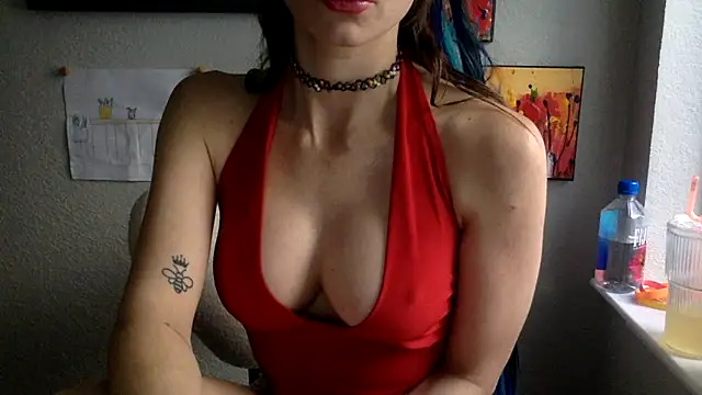 Texxaspearl online show from March 31, 1:44 pm