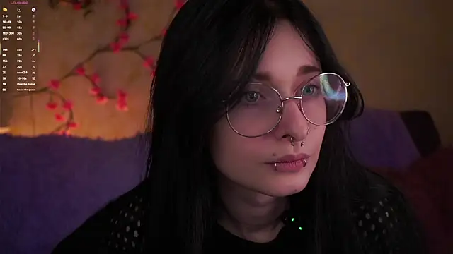 DarcyAspacio online show from April 23, 11:17 am