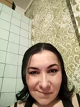 Mia24Blove online show from February 19, 3:55 pm