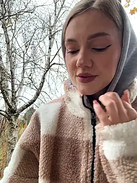 MilaMoone online show from December 1, 11:36 am