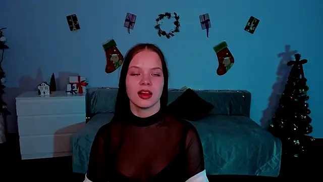 BetsyKiss online show from December 18, 5:07 pm