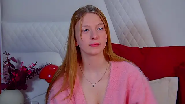 BeatriceBinoche online show from February 3, 6:22 am