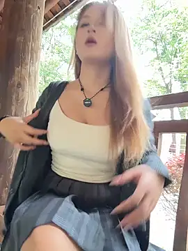 yuki june online show from April 2, 8:45 am