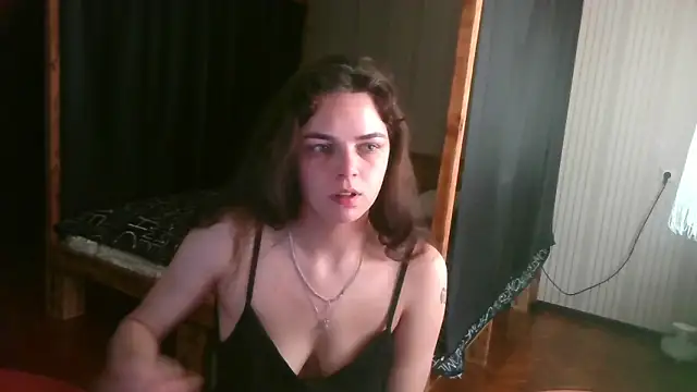 EthelsLover online show from June 9, 10:47 am