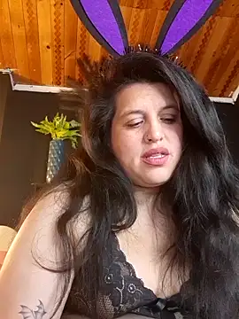 Andrea secret  online show from April 3, 2:37 pm