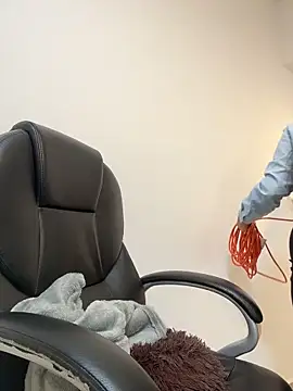 EMILIIA RICHTER   online show from March 26, 7:59 pm