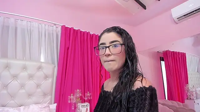 SamyySwet online show from June 4, 8:13 pm