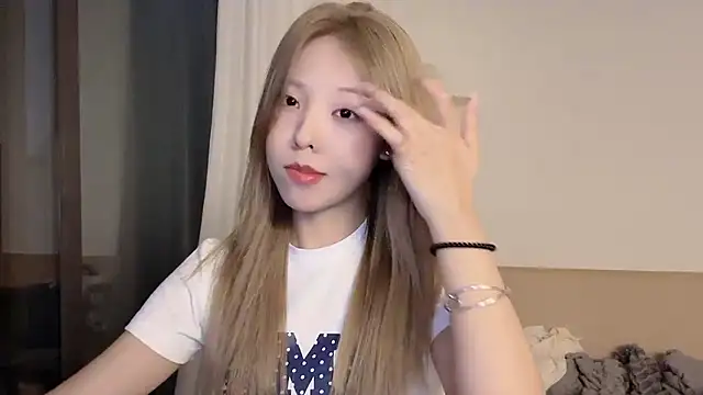 Meng 777 online show from April 15, 12:28 pm