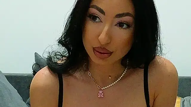 AllyDevine online show from February 5, 8:34 pm