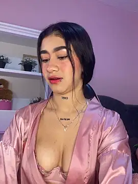 camila1 torres  online show from May 12, 9:21 pm