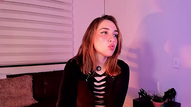 SarahCastillo  online show from October 8, 4:39 am