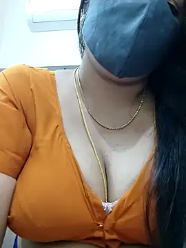 hottamil honey couples online show from November 21, 9:39 pm