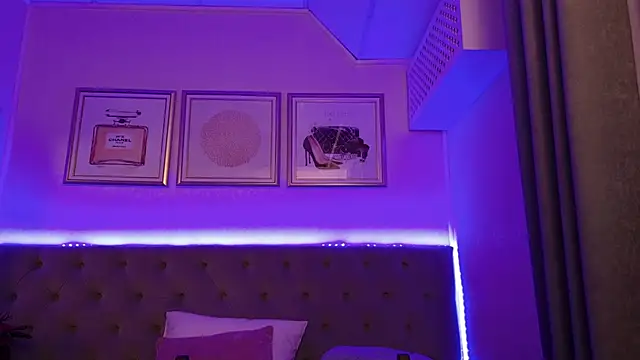 WendyMey online show from November 24, 7:43 am