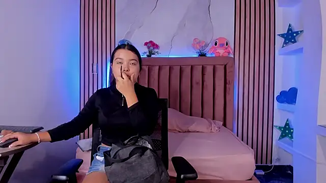 LunaWiill  online show from November 12, 12:14 pm