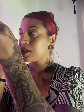 gabii hardy online show from January 19, 10:11 am