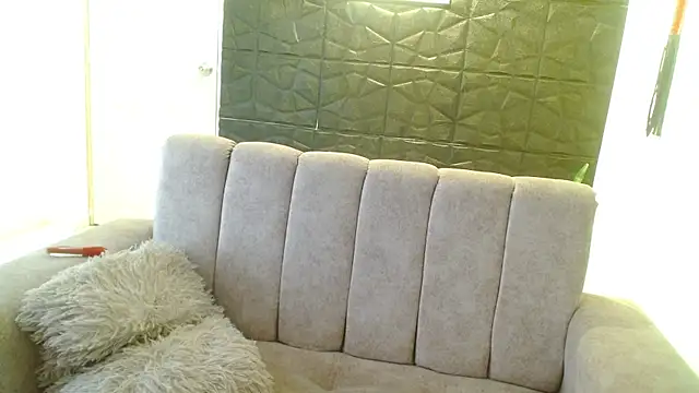 Snapshot of cristal1609 chatting on October 3, 1:38 pm cristal1609 online show from October 3, 1:38 pm