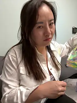 Kayla-love online show from April 14, 4:29 pm