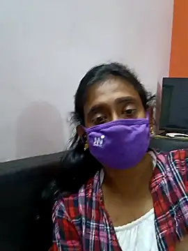 honeyqueen143 online show from November 26, 2:51 pm