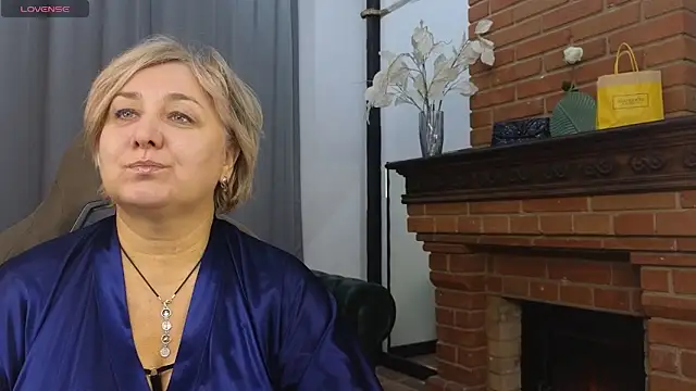 Snapshot of Marta_Wils chatting on October 8, 2:38 am Marta Wils online show from October 8, 2:38 am