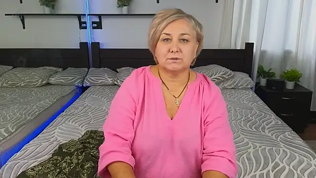Snapshot of Marta_Wils chatting on September 23, 7:28 am Marta Wils online show from September 23, 7:28 am