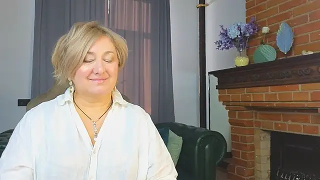 Marta Wils online show from November 19, 5:40 am