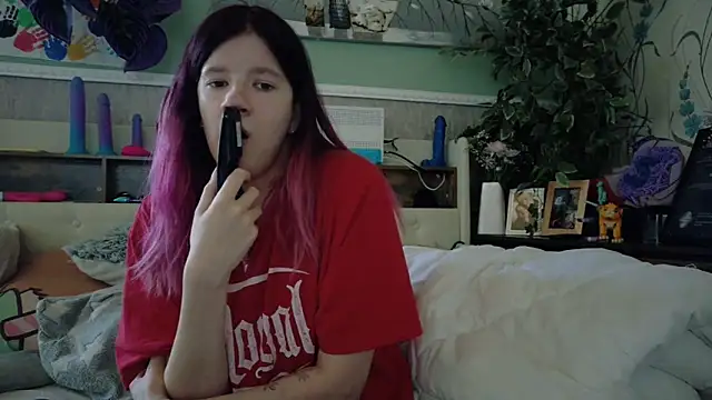 Hot SkinnyGirl online show from April 25, 2:25 pm