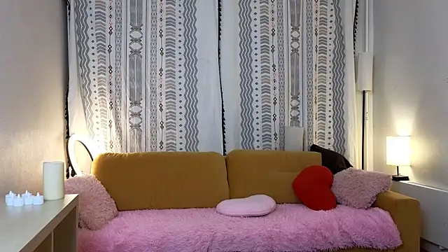 MeridethMondoux online show from October 21, 7:18 pm