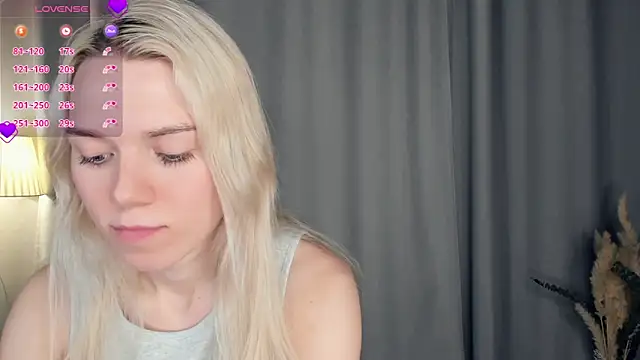 DianeHonnette online show from November 9, 8:05 pm