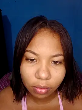 little onixx online show from December 5, 11:55 am