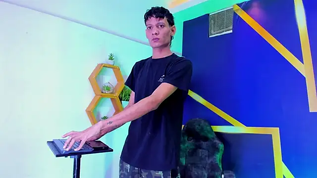 Imperialboys 2 online show from October 19, 5:31 am