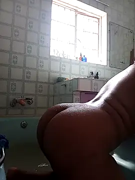 BubblyBeautiful online show from November 14, 1:00 pm