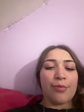 EllaClarke online show from April 5, 7:24 pm