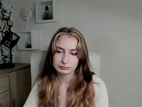 NinaBlond1 online show from September 29, 6:07 am