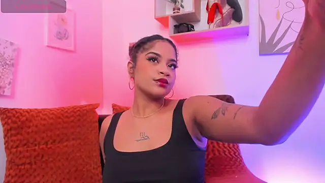 camilafoox7 online show from January 17, 3:25 am