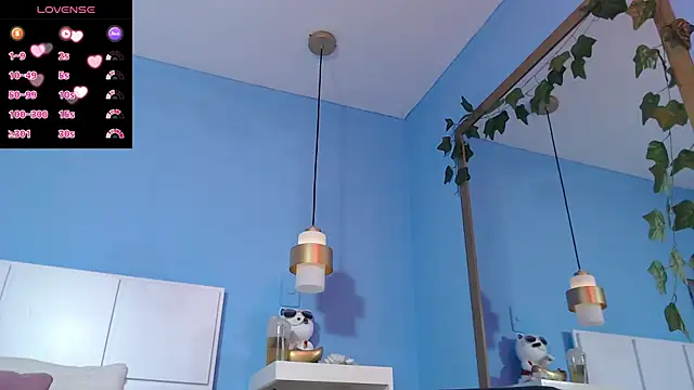 PenelopeBond online show from October 10, 1:16 pm