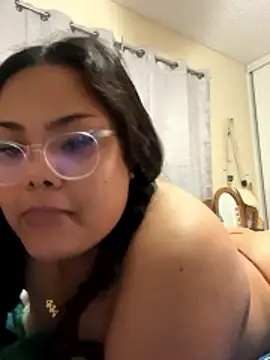 kiaradanielaxx online show from January 18, 4:20 am