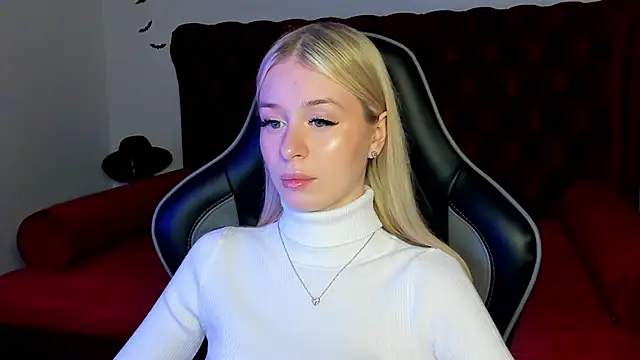 MiaGraces online show from November 12, 6:17 pm