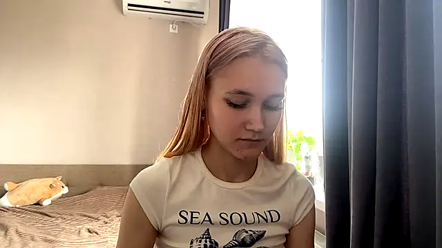 TwinedPeril online show from October 27, 7:15 am